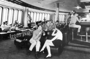 The Look Out designed by Crosby / Fletcher /Forbes, passengers get the same view as the captain from the bridge