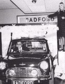 Peter Sellers and Britt Eckland with the Radford Mini Cooper